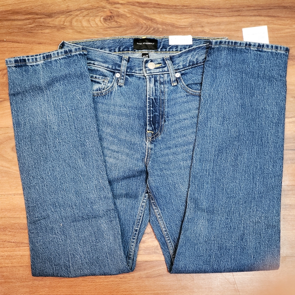 Free Assembly, Men's Modern Straight Jeans, Size 29 X 30